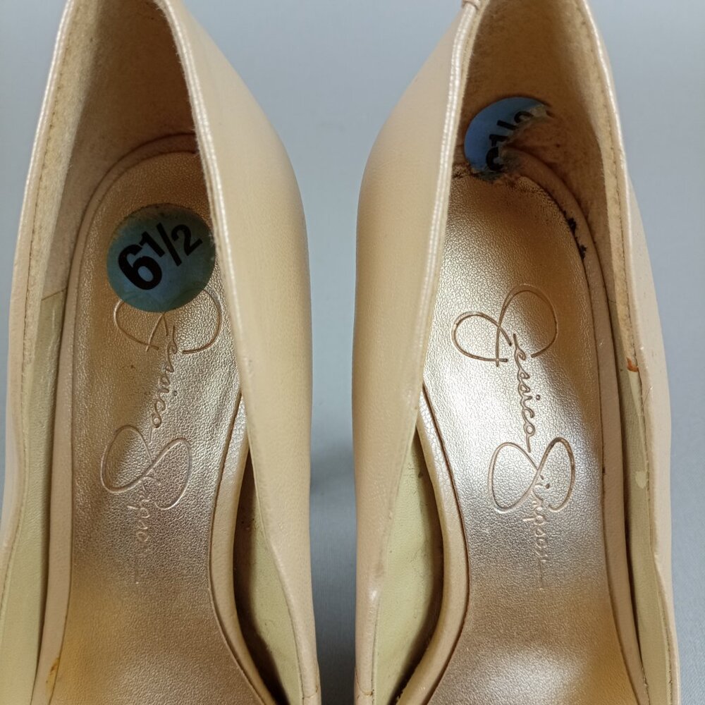 Jessica Simpson Women's Amandax Cream 4.5 Inch Stiletto Pump Peep Toe Size 6.5 B - Picture 8 of 14